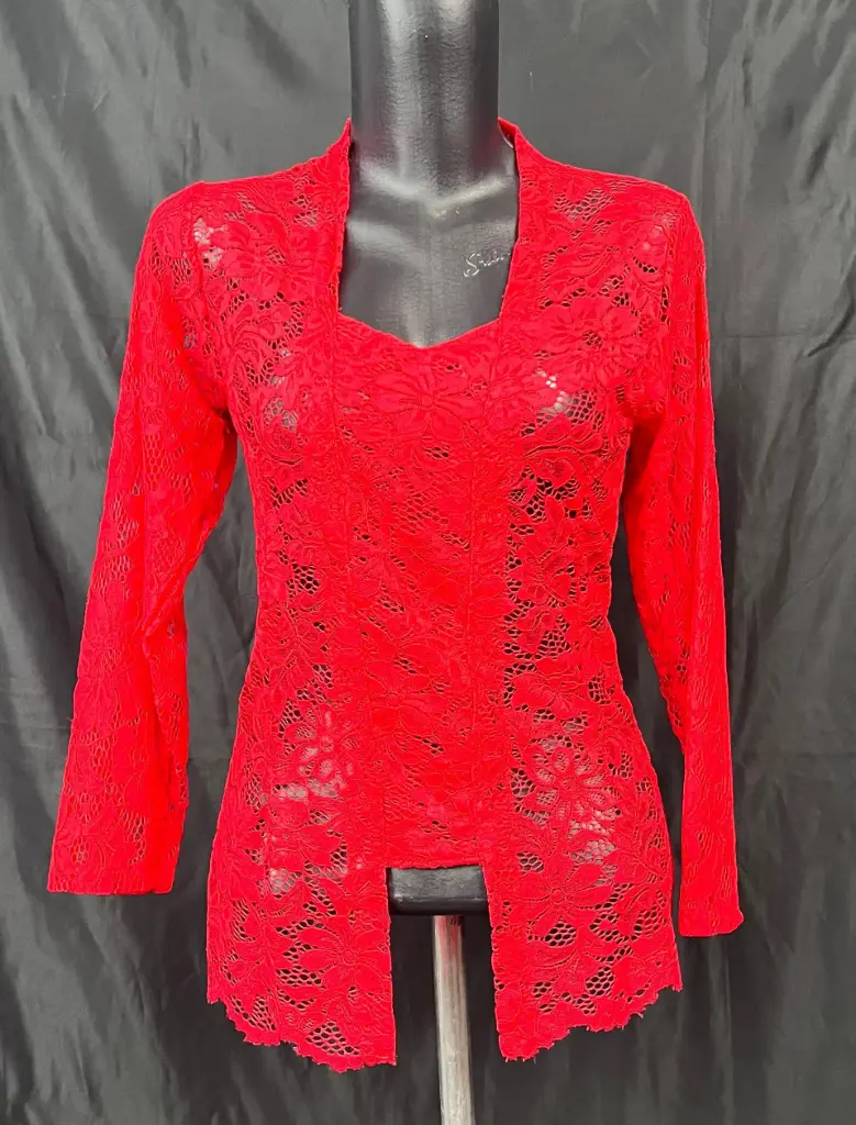 Kebaya Bali Sofia Merah Cabe