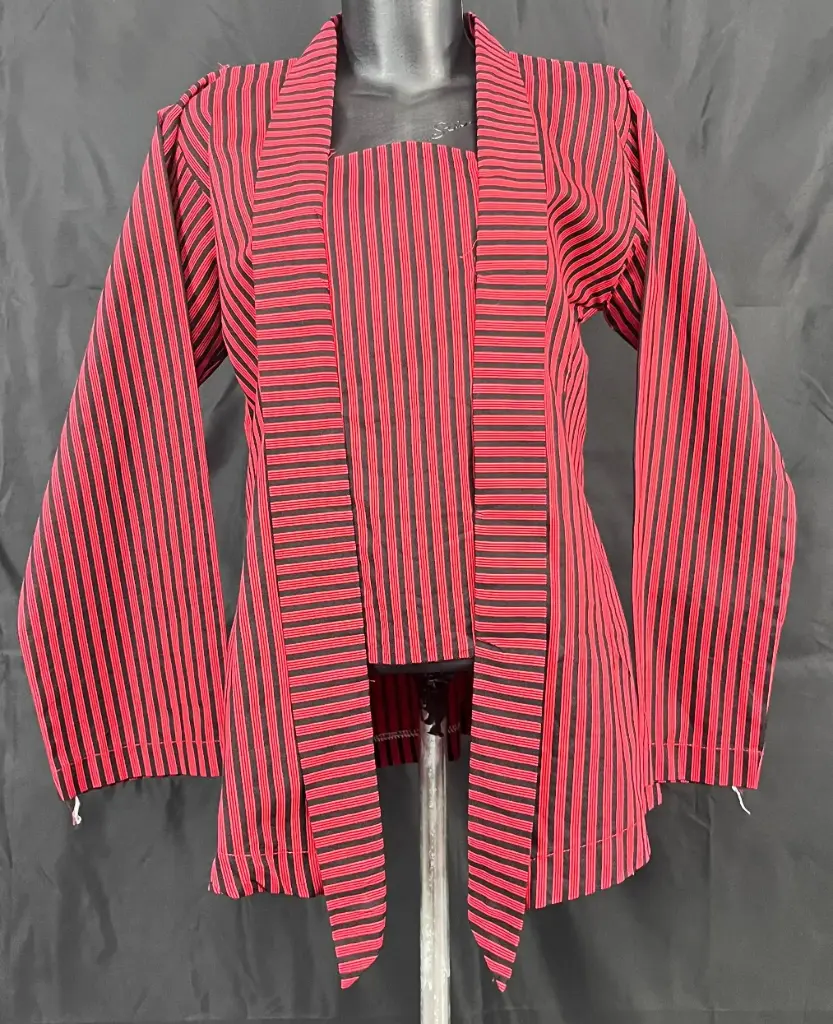 Kebaya Lurik Merah