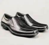 Sepatu Pantofel Hitam Barto