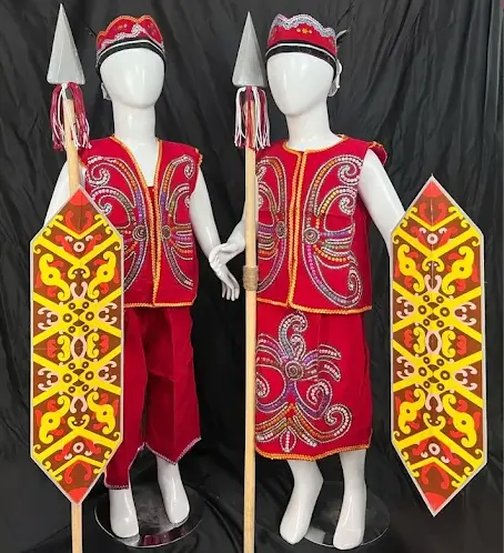 (Setelan) Adat Dayak Anak Merah Premium