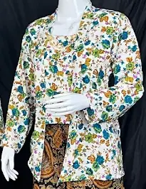 Kebaya Bunga Putih